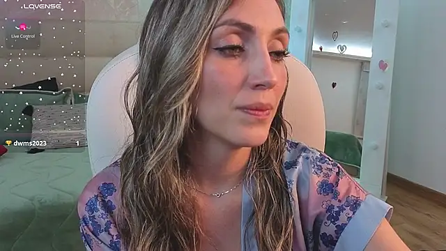 anny sweet72 online show from March 7, 2026, 12:13 pm