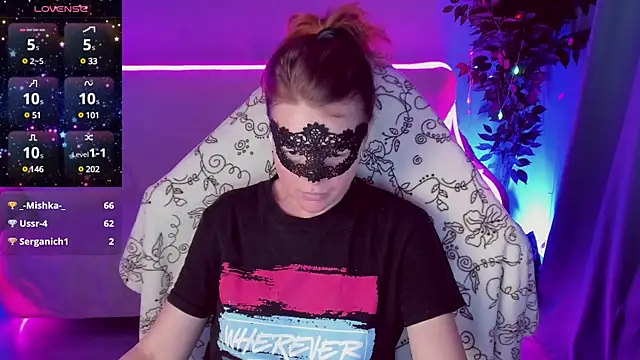 Sexy-Housewife online show from January 15, 2025, 5:37 pm