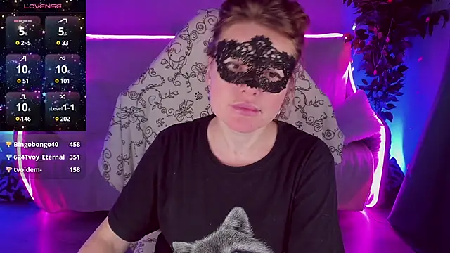 Sexy-Housewife online show from January 24, 2025, 1:35 am