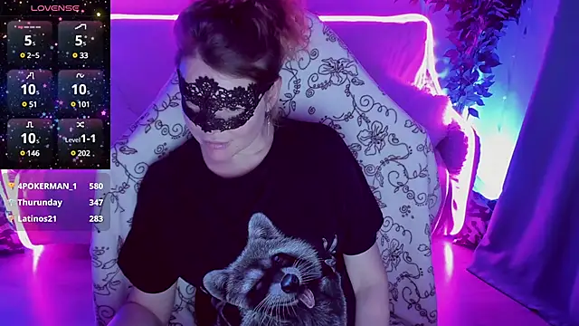 Sexy-Housewife online show from March 20, 2025, 1:26 pm