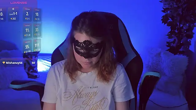 Sexy-Housewife online show from October 4, 2025, 8:07 pm