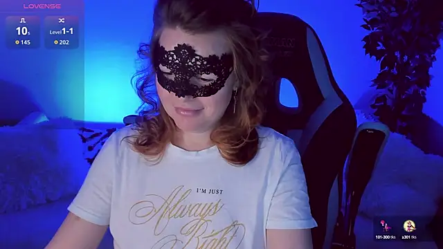 Sexy-Housewife online show from October 16, 2025, 7:26 pm