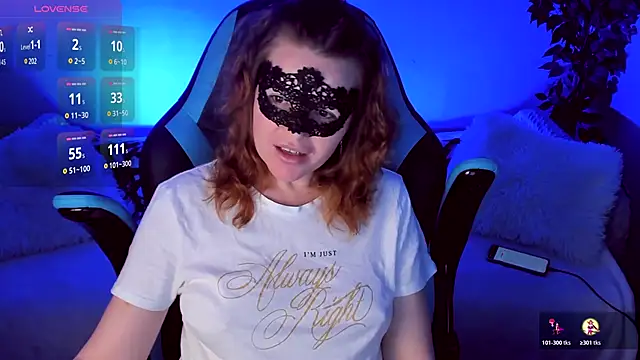 Sexy-Housewife online show from October 20, 2025, 7:36 pm