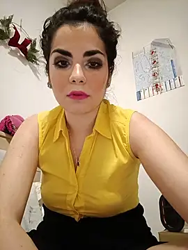 Saturnia Yvonne online show from January 31, 2025, 11:45 pm