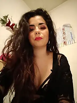 Saturnia Yvonne online show from February 5, 2025, 6:37 pm