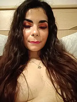 Saturnia Yvonne online show from February 7, 2025, 4:35 pm