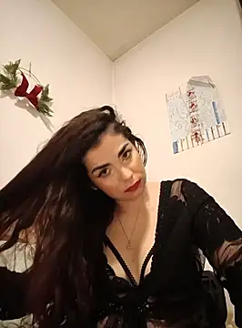 Saturnia Yvonne online show from February 7, 2025, 11:24 pm