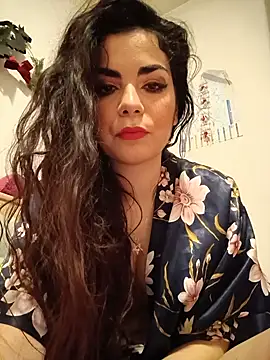 Saturnia Yvonne online show from February 23, 2025, 6:34 pm