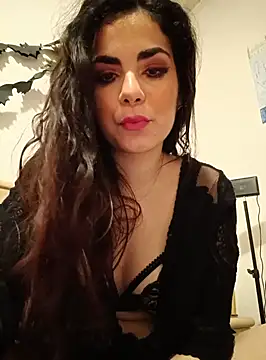 Saturnia Yvonne online show from March 4, 2025, 11:43 pm