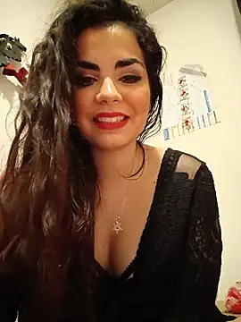 Saturnia Yvonne online show from March 7, 2025, 11:49 pm