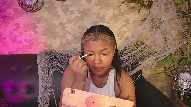 cherry chel online show from October 26, 2025, 3:29 pm