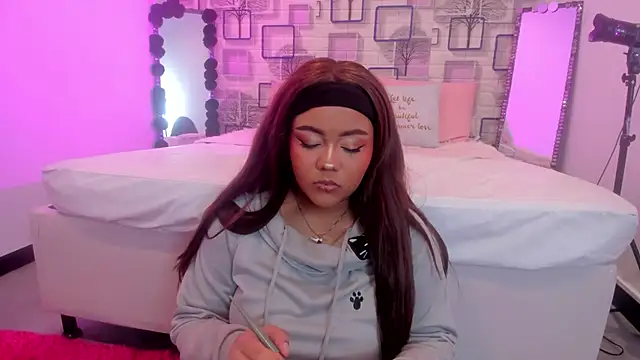 cherry chel online show from January 14, 2026, 10:03 pm