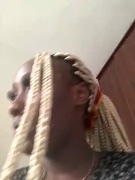 Lola kims online show from March 6, 2025, 10:09 am