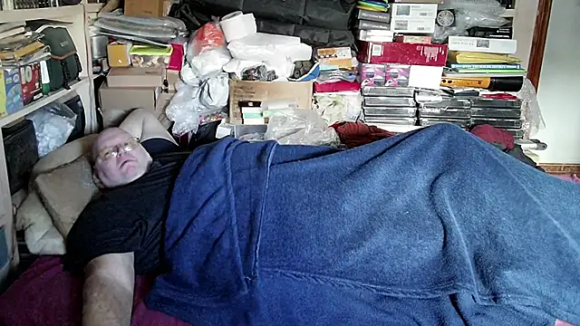 hadeszeuss2 online show from January 19, 2025, 2:38 pm