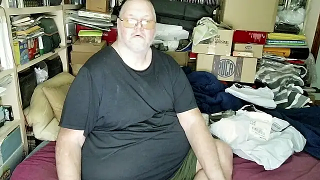 hadeszeuss2 online show from February 1, 2025, 5:37 pm