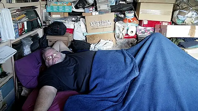 hadeszeuss2 online show from December 20, 2025, 2:57 pm