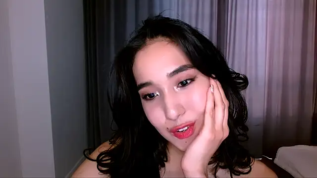 Li noen online show from December 11, 2024, 4:39 am