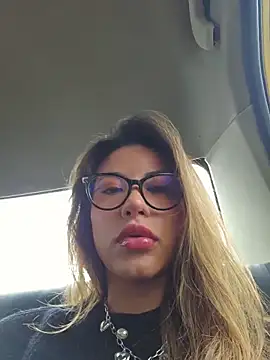 Snapshot of Karen_San_Miguel chatting on May 26, 2026, 2:35 pm Karen San Miguel online show from May 26, 2026, 2:35 pm