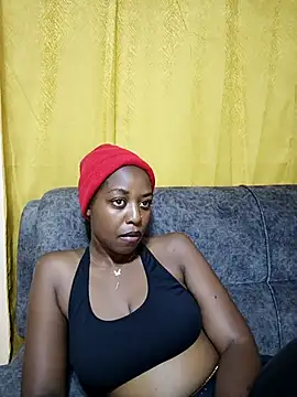 Snapshot of pretty-eyes23 chatting on February 11, 2025, 7:48 pm pretty-eyes23 online show from February 11, 2025, 7:48 pm