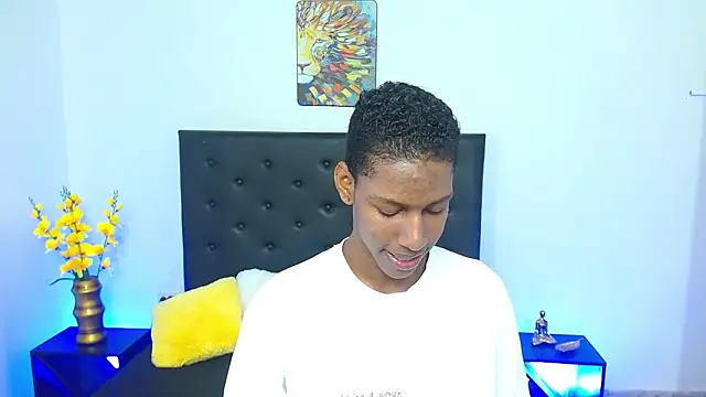 maiki18  online show from October 4, 2025, 2:26 pm