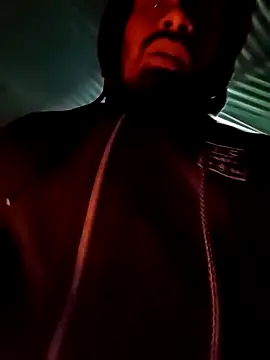 Snapshot of rayhan085 chatting on December 16, 2024, 5:33 pm rayhan085 online show from December 16, 2024, 5:33 pm