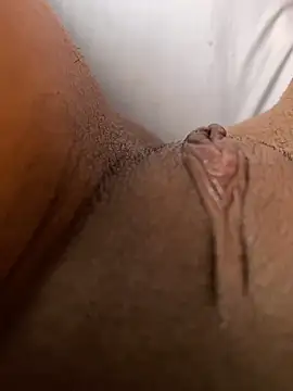 lili fire69 online show from February 26, 2025, 12:25 pm