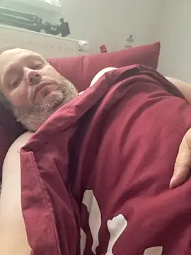 ShyBoy1982 online show from October 13, 2025, 10:15 am