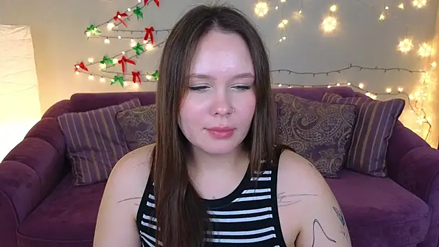 miki miki cutie  online show from December 24, 2024, 11:00 pm