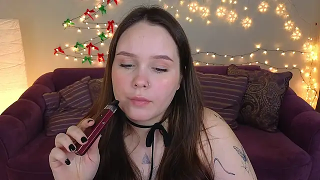 miki miki cutie  online show from January 4, 2025, 4:43 pm