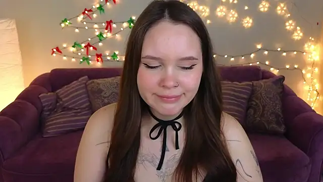 miki miki cutie  online show from January 4, 2025, 10:45 pm