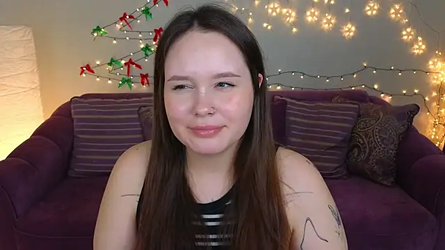 miki miki cutie  online show from January 6, 2025, 8:39 pm