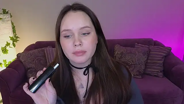 miki miki cutie  online show from January 21, 2025, 11:24 pm