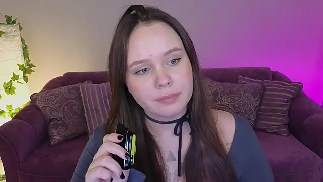 miki miki cutie  online show from January 22, 2025, 2:26 am