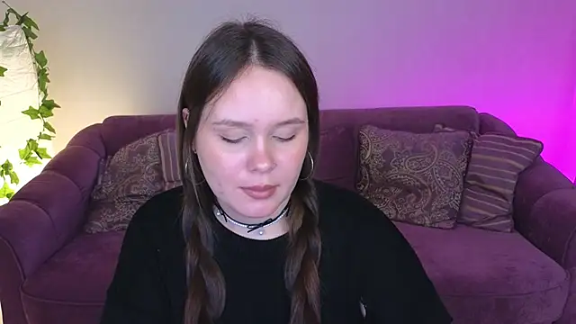 miki miki cutie  online show from January 27, 2025, 2:10 am