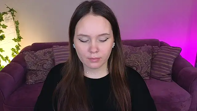 miki miki cutie  online show from January 29, 2025, 11:14 pm