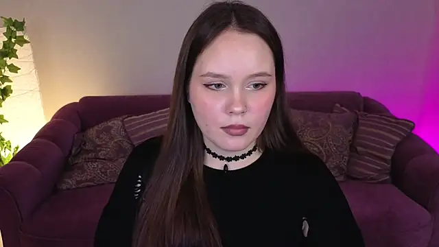 miki miki cutie  online show from February 3, 2025, 8:03 pm