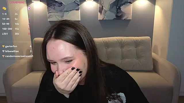 miki miki cutie  online show from February 9, 2025, 11:04 pm