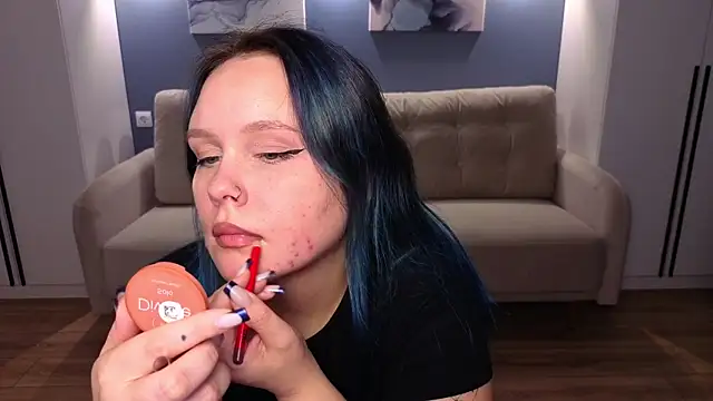 miki miki cutie  online show from September 19, 2025, 1:01 pm