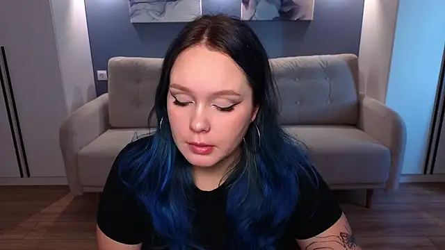 miki miki cutie  online show from September 20, 2025, 12:50 pm