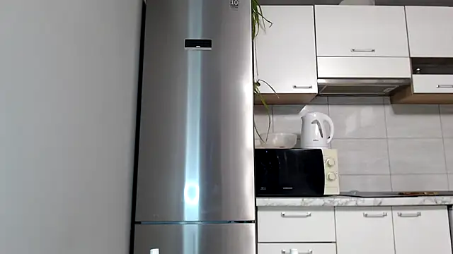 SierraSky  online show from September 30, 2025, 5:18 pm