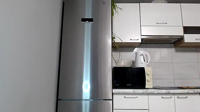 SierraSky  online show from November 20, 2025, 6:07 pm