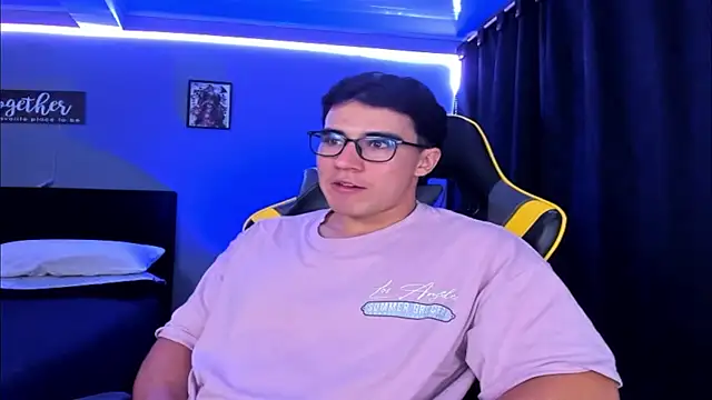 owengray2n online show from October 12, 2025, 11:04 pm