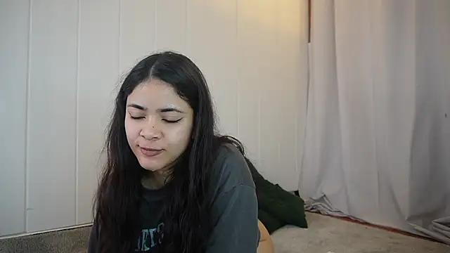 Feetgirl01 online show from February 27, 2025, 10:59 am