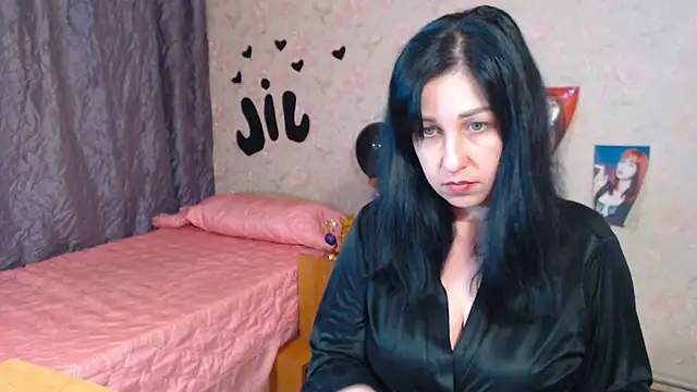 JillStevens online show from November 10, 2025, 11:09 am