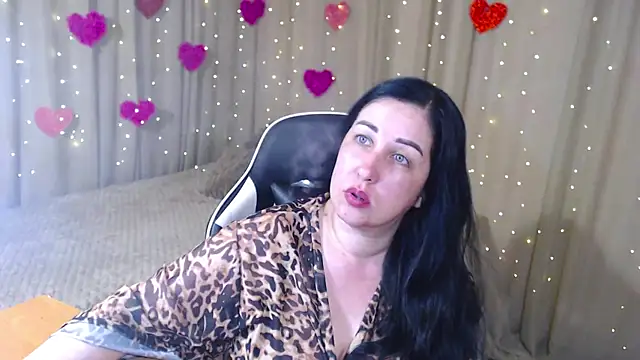 JillStevens online show from May 12, 2026, 4:20 am