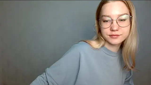 Snapshot of cindi_hot chatting on March 1, 2025, 8:23 am cindi hot online show from March 1, 2025, 8:23 am