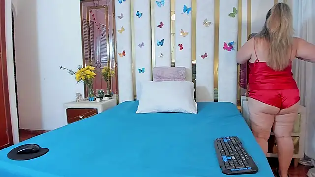 AnyelaGitanaMature online show from April 28, 2026, 3:00 am