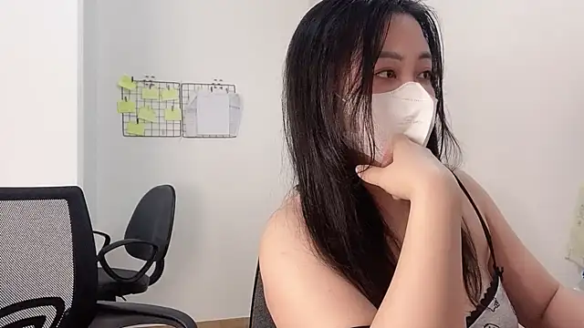 Bamboo Swetie online show from March 9, 2025, 2:32 pm