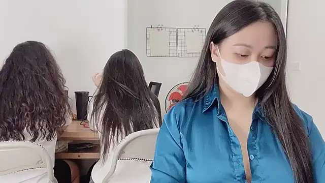 Bamboo Swetie online show from September 29, 2025, 2:22 pm