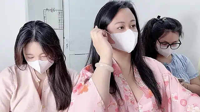 Snapshot of Bamboo_Swetie chatting on February 3, 2026, 3:50 pm Bamboo Swetie online show from February 3, 2026, 3:50 pm